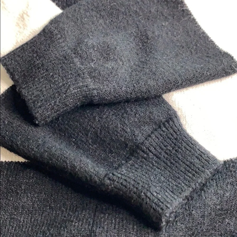 Black & White Stripe Cozy Soft Turtleneck Sweater unisex kids medium